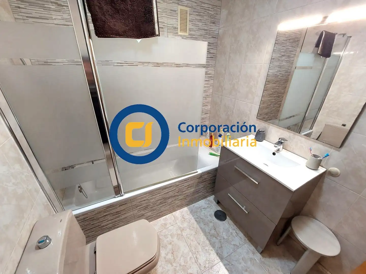 Badezimmer von Wohnung zum Verkauf in Lorca mit Klimaanlage, Möbliert und Balkon