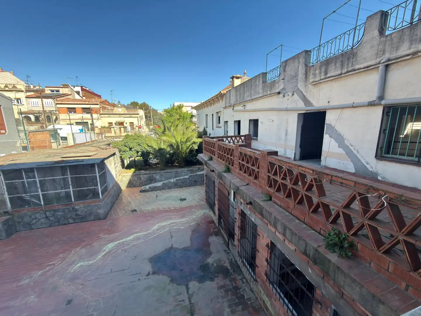 Außenansicht von Gebäude zum Verkauf in Sant Vicenç Dels Horts