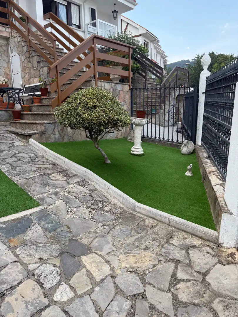 Jardín de Casa adosada en venta en Grado con Calefacción, Jardín privado y Parquet