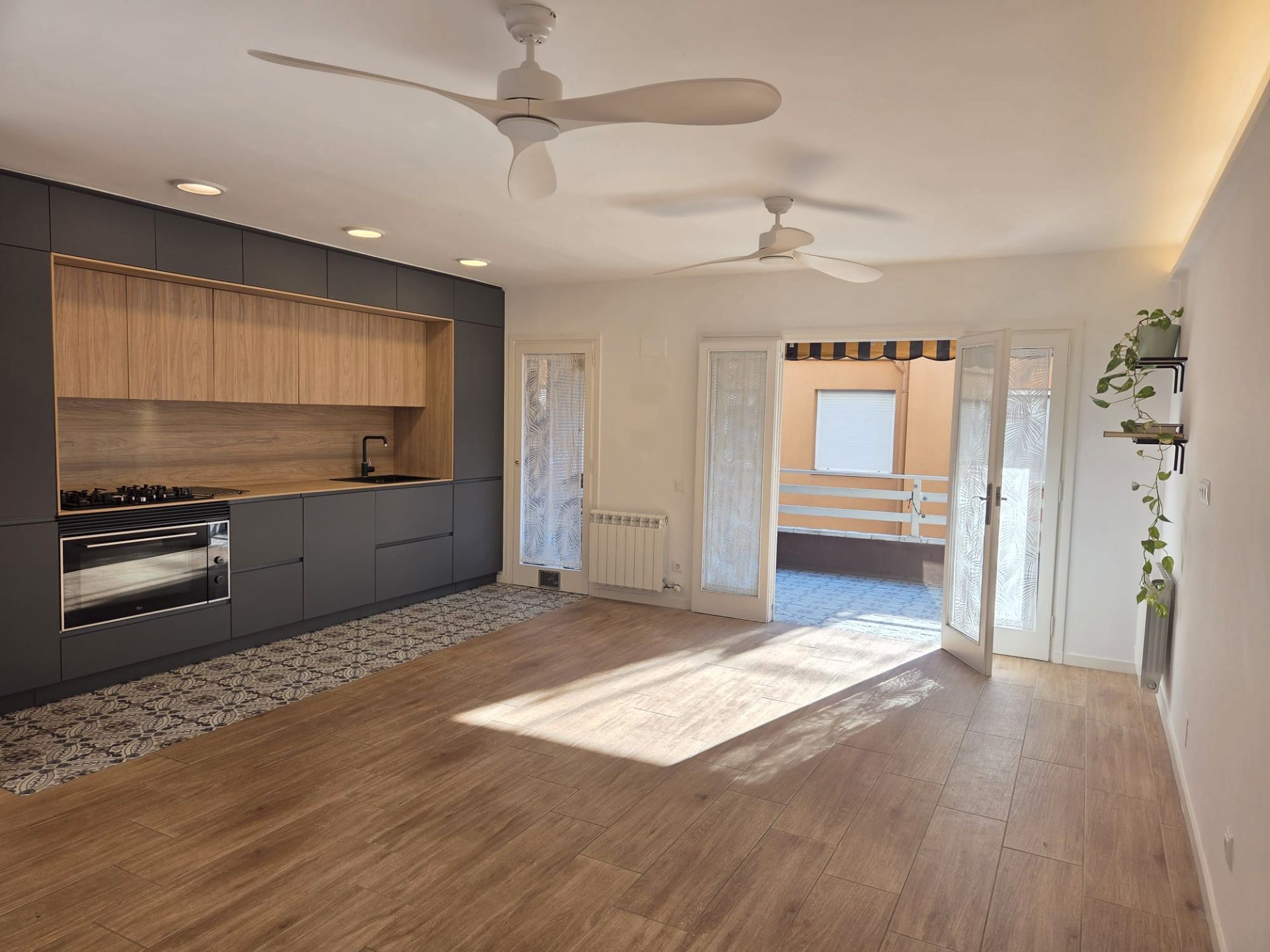 Cuina de Pis de lloguer en Cabrils amb Calefacció, Terrassa i Forn