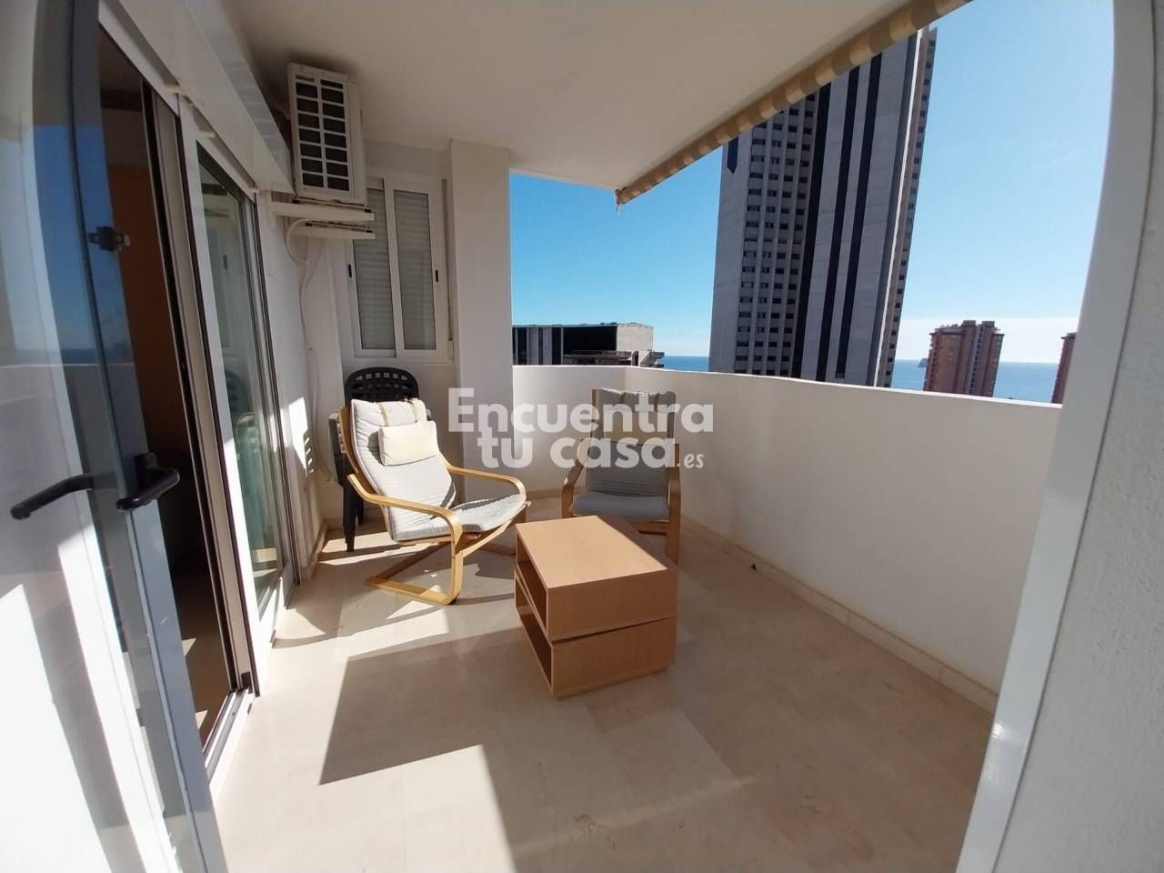 Terraza de Piso en venta en Benidorm con Calefacción, Terraza y Amueblado