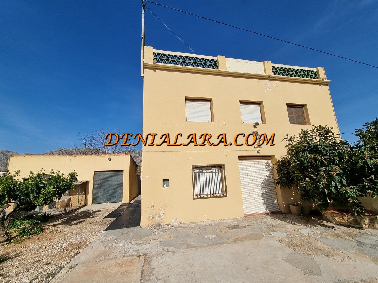 Vista exterior de Finca rústica en venda en Beniarbeig amb Terrassa i Traster