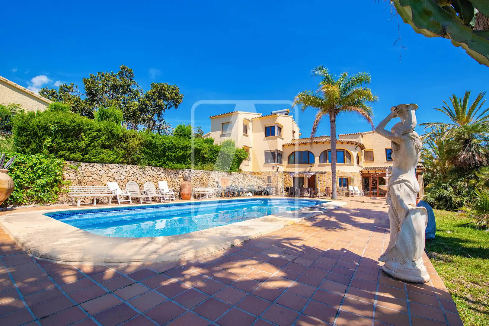 Xalet amb piscina en venda a Benissa pueblo
