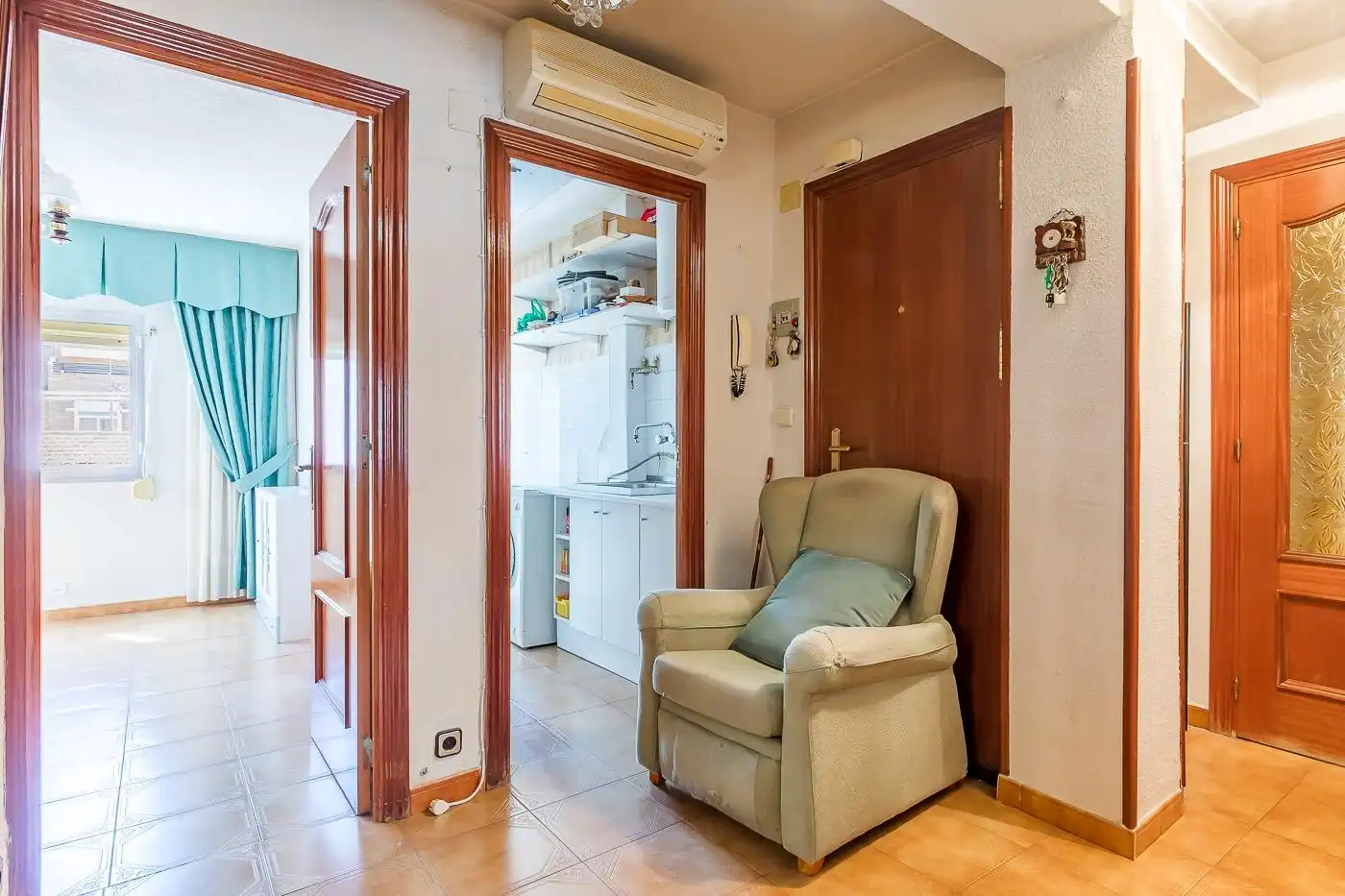 Flat for sale in Madrid  with Air Conditioner