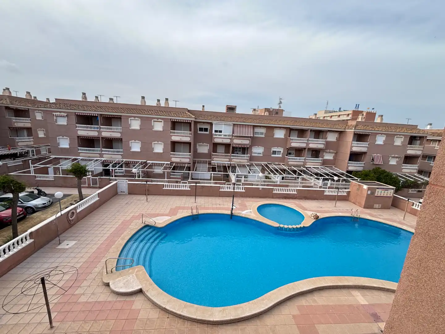 Piscina de Piso en venta en Santa Pola con Terraza, Piscina y Amueblado