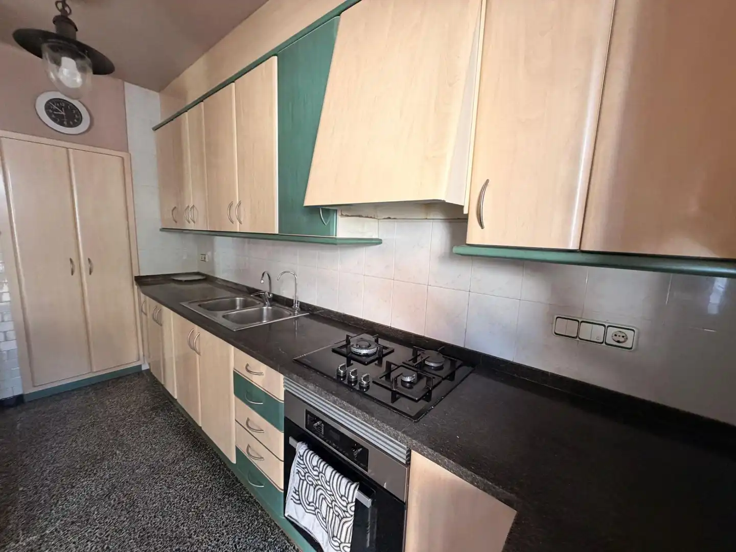 Cocina de Casa o chalet en venta en Pineda de Mar con Calefacción, Terraza y Trastero