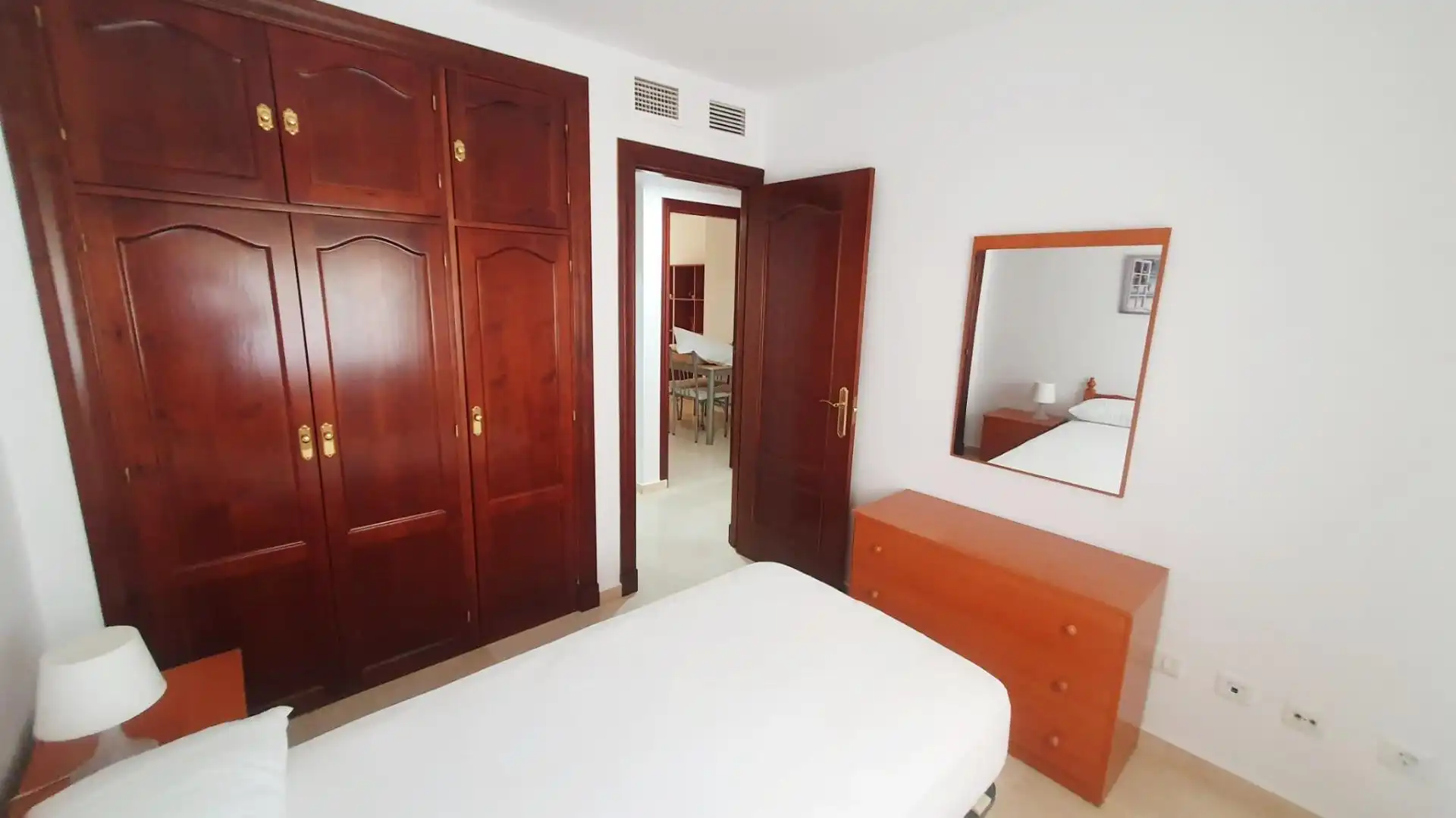 Flat for rent in Calle Calle la Regente, La Trinidad