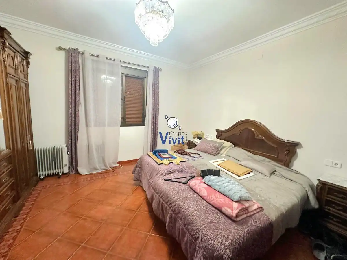 Dormitori de Casa o xalet en venda en Alcalá de Guadaira amb Aire condicionat, Traster i Piscina