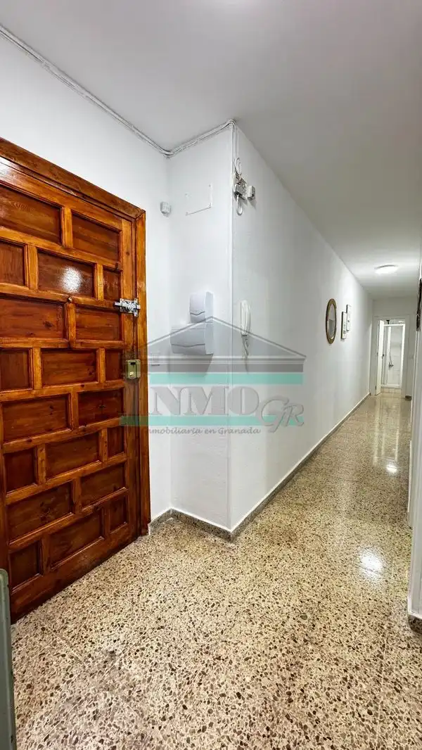 Flat for rent in Granada  with Furnished, TV and Balcony