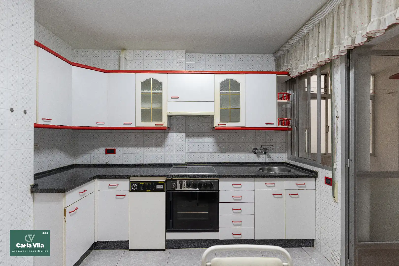 Cocina de Piso en venta en Lugo con Calefacción, Trastero y Amueblado