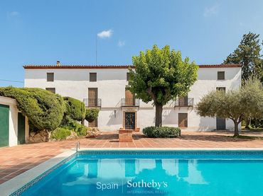 Casa con piscina en venta en la casa del Valles