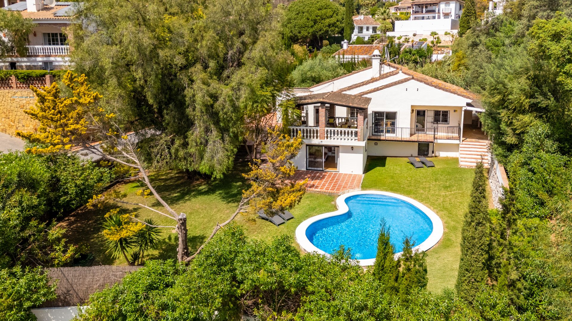 Jardí de Casa o xalet en venda en Marbella amb Jardí privat i Piscina