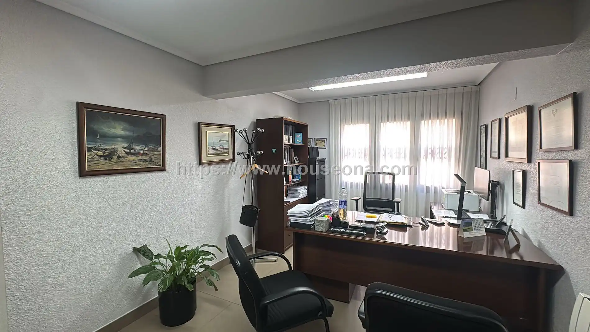 Oficina de alquiler en Basauri  con Amueblado