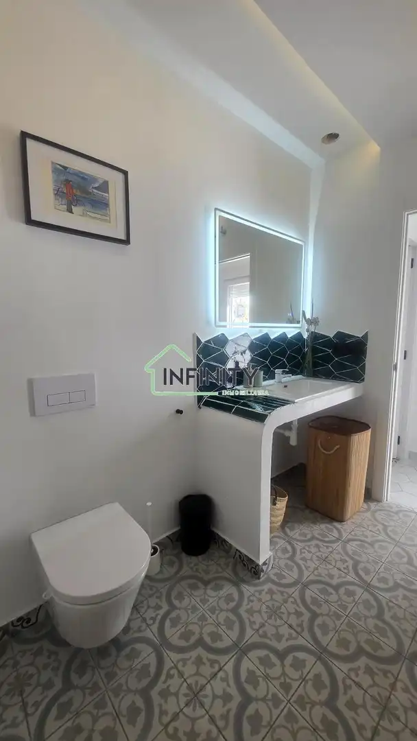 Bathroom of Houses for sale in Oliva  with Air Conditioner, Heating and Terrace