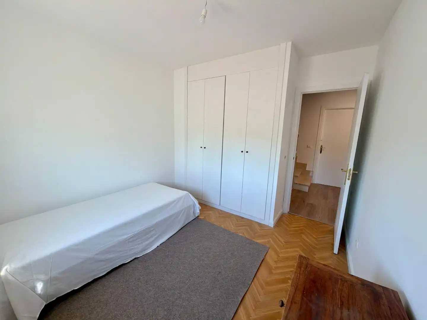 Habitación de Casa adosada en venta en Rivas-Vaciamadrid con Aire acondicionado, Calefacción y Jardín privado