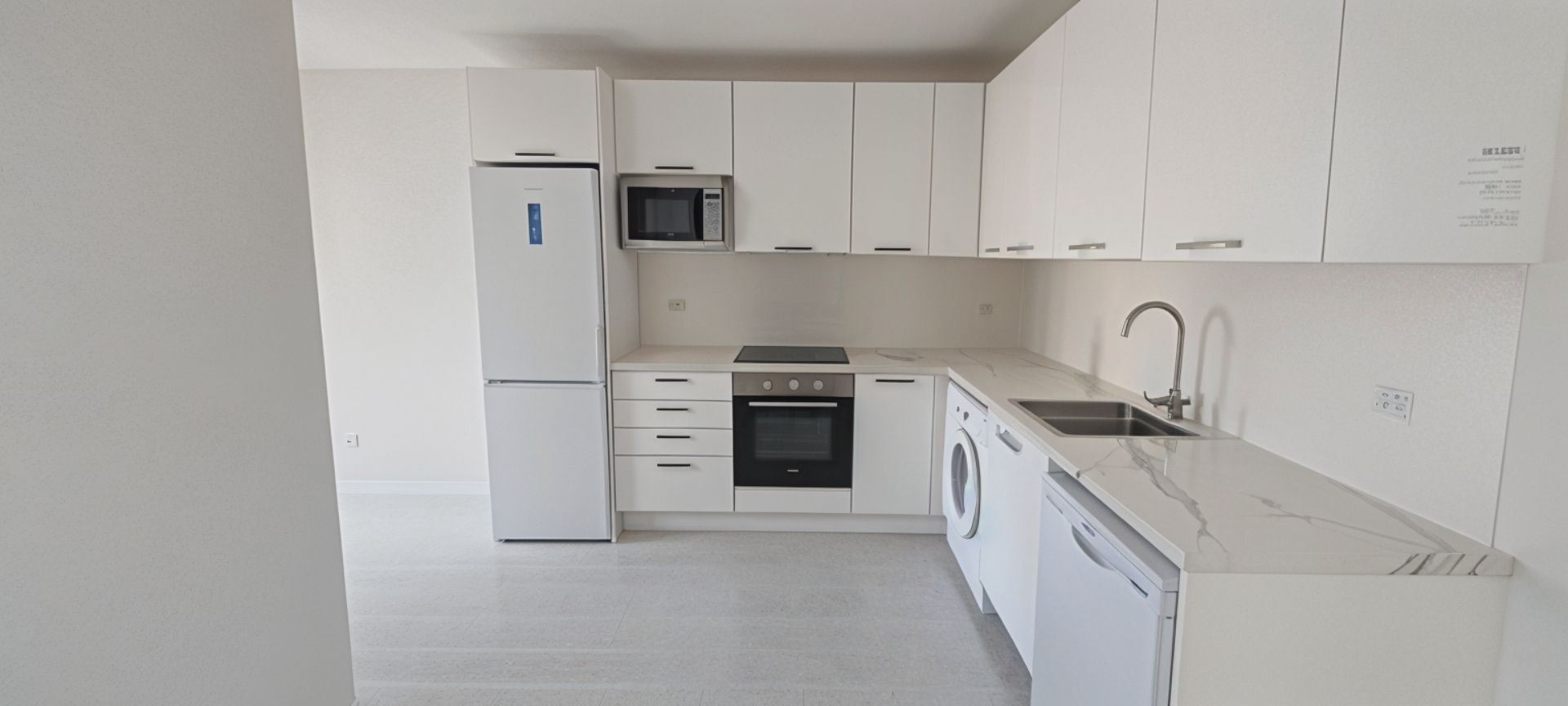 Cocina de Piso en venta en  Madrid Capital con Calefacción, Horno y Lavadora