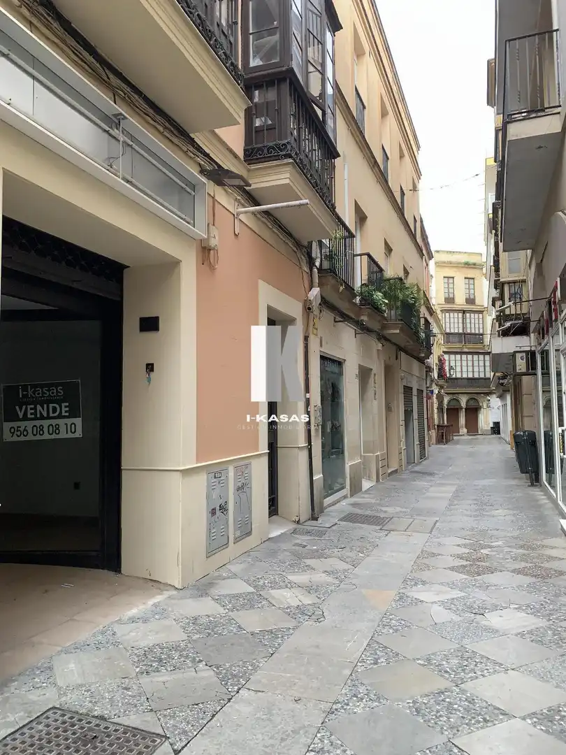 Vista exterior de Local en venta en Jerez de la Frontera