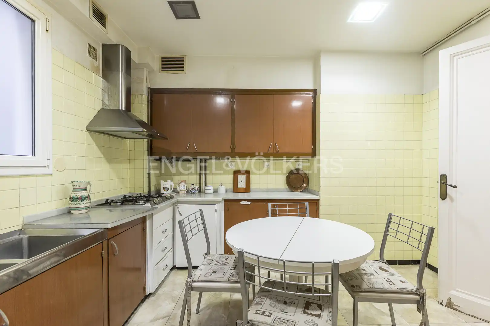 Kitchen of Flat for sale in Barcelona  with Heating, Parquet flooring and Furnished