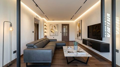 Foto 3 de Piso en venta en Heroe de Sostoa, Parque Ayala - Jardín de la Abadía - Huelín, Málaga Capital