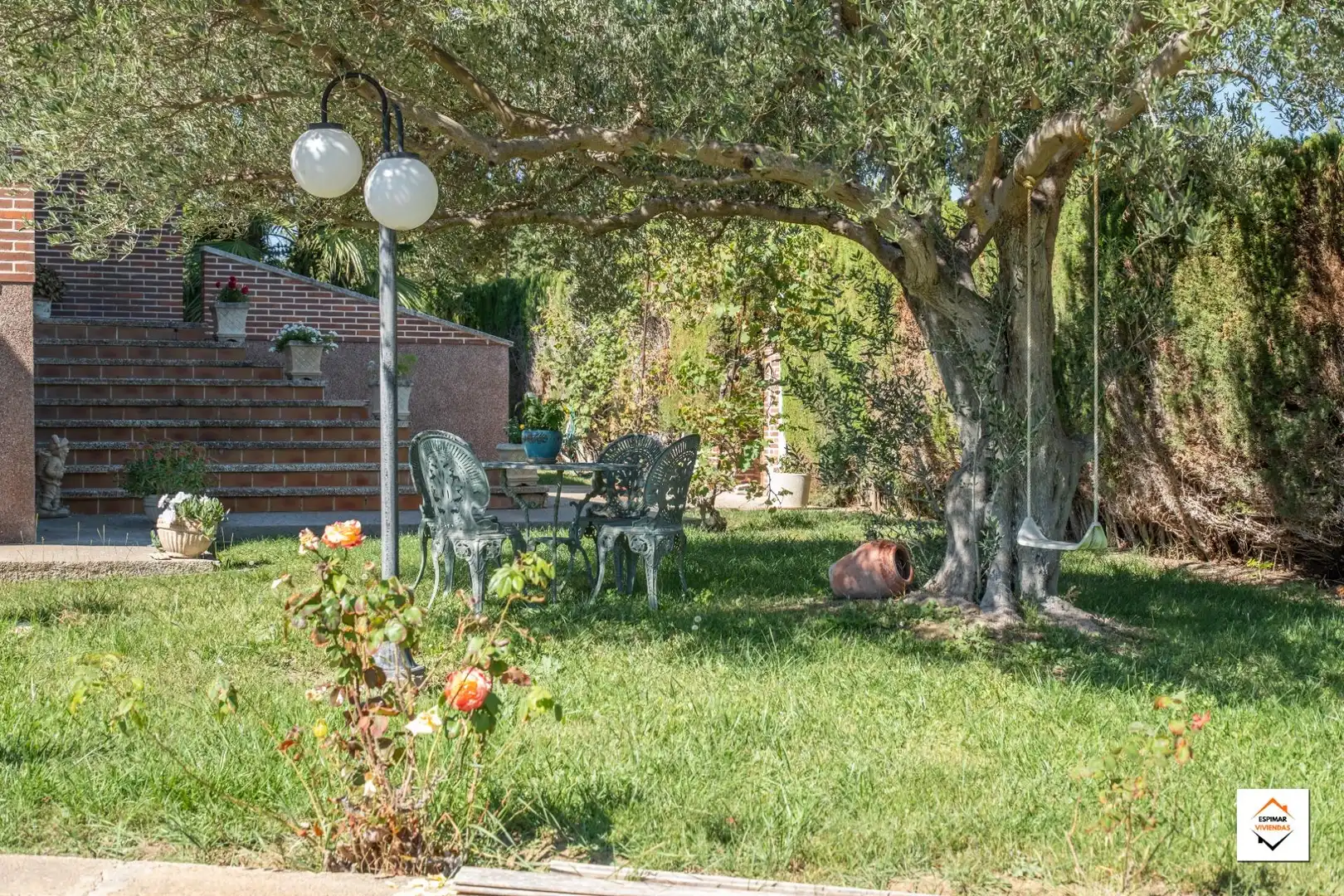 Garden of Houses for sale in Zaragoza  with Air Conditioner, Heating and Private garden