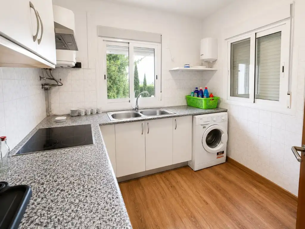 Kitchen of Houses for sale in Dénia