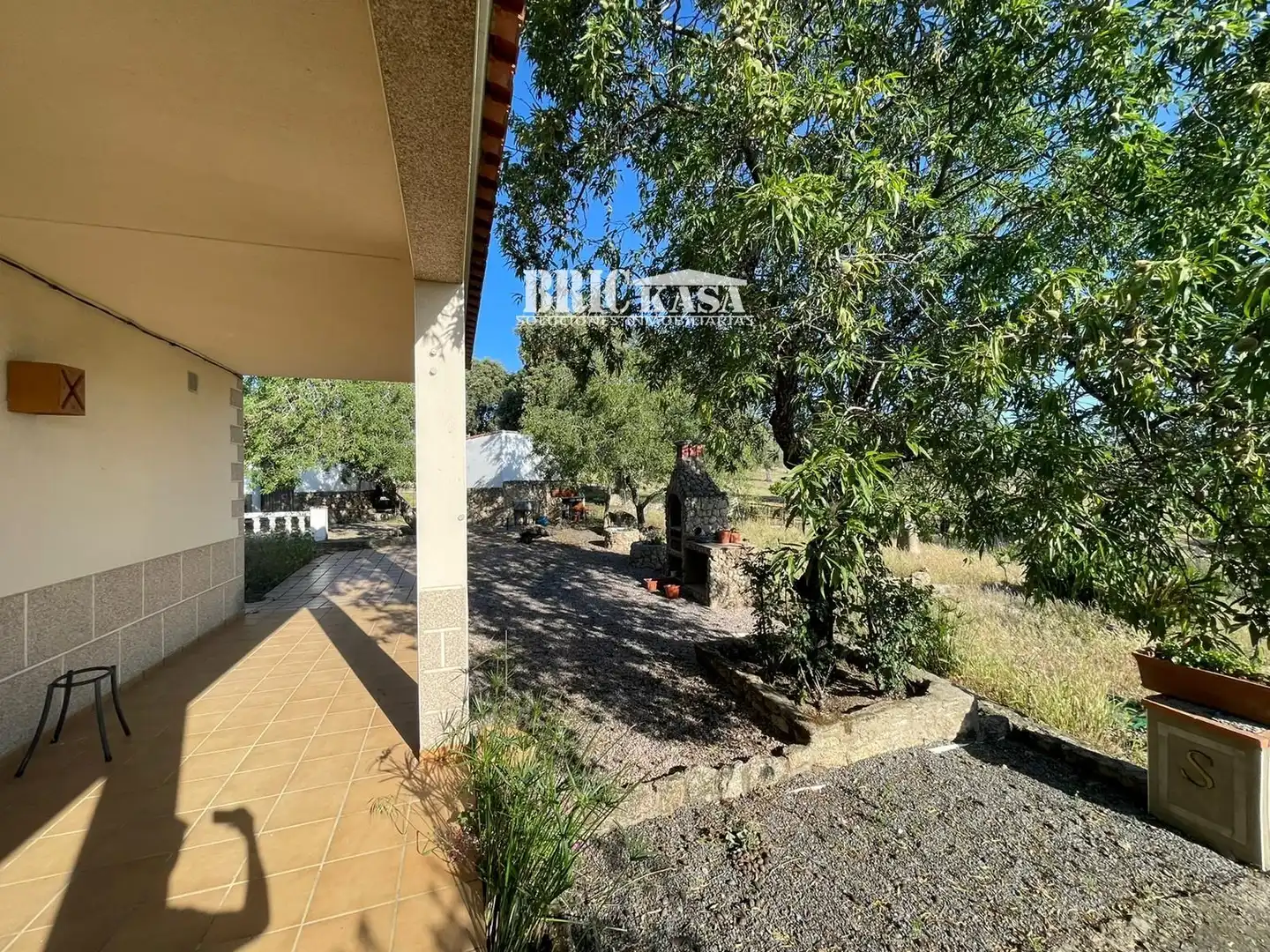 Vista exterior de Casa o chalet en venta en Arroyo de la Luz con Terraza, Trastero y Piscina