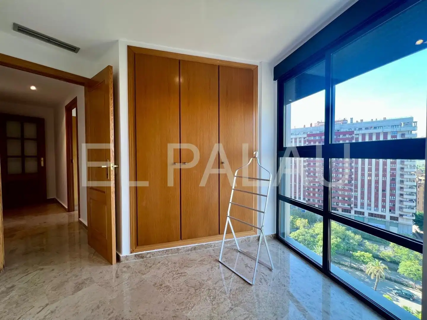 Piso de alquiler en Barrio de Benicalap