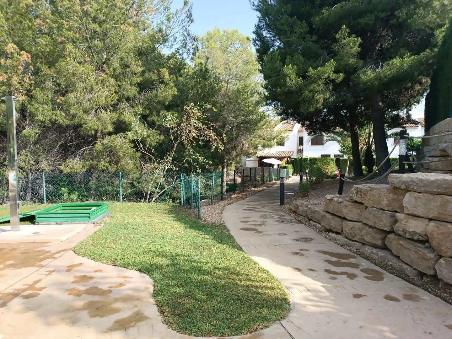 Jardí de Casa adosada en venda en Finestrat amb Calefacció, Terrassa i Piscina