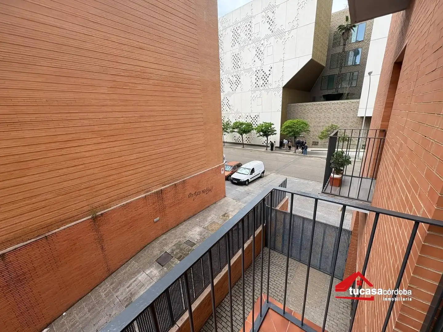 Exterior view of Flat for sale in Córdoba  with Air Conditioner and Balcony