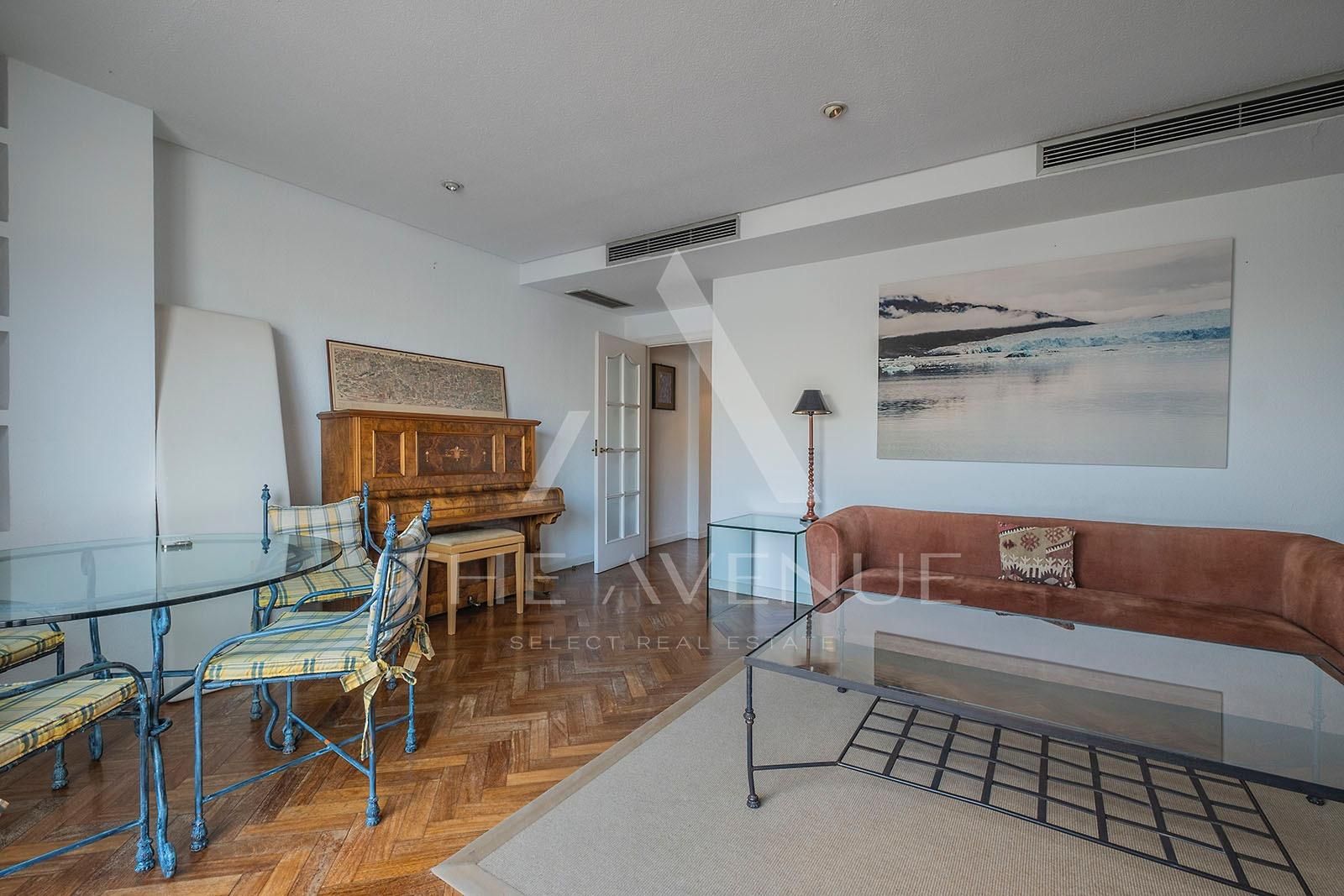 Sala d'estar de Àtic en venda en  Madrid Capital amb Aire condicionat, Calefacció i Terrassa