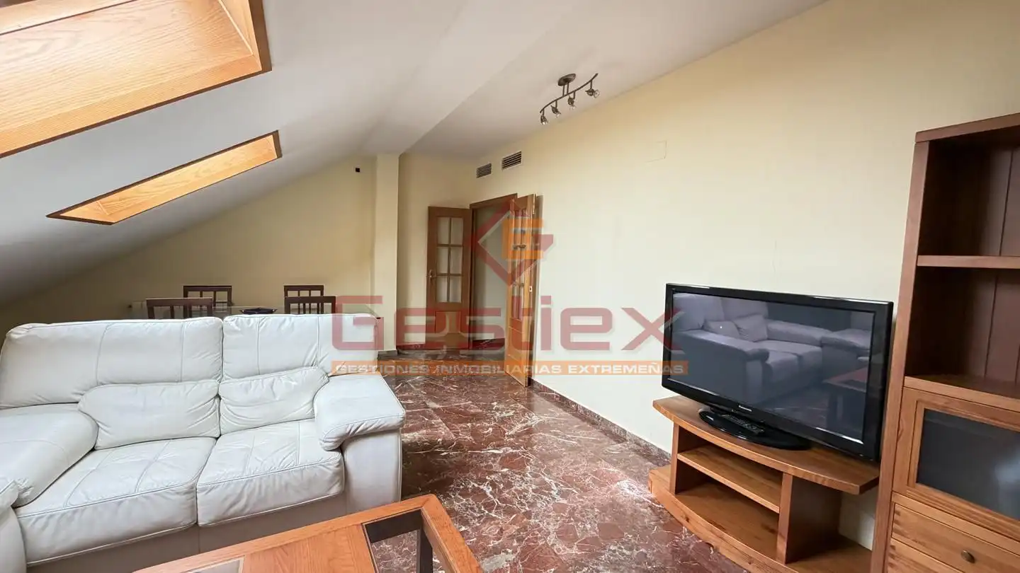 Wohnzimmer von Wohnung zur Miete in Almendralejo mit Möbliert