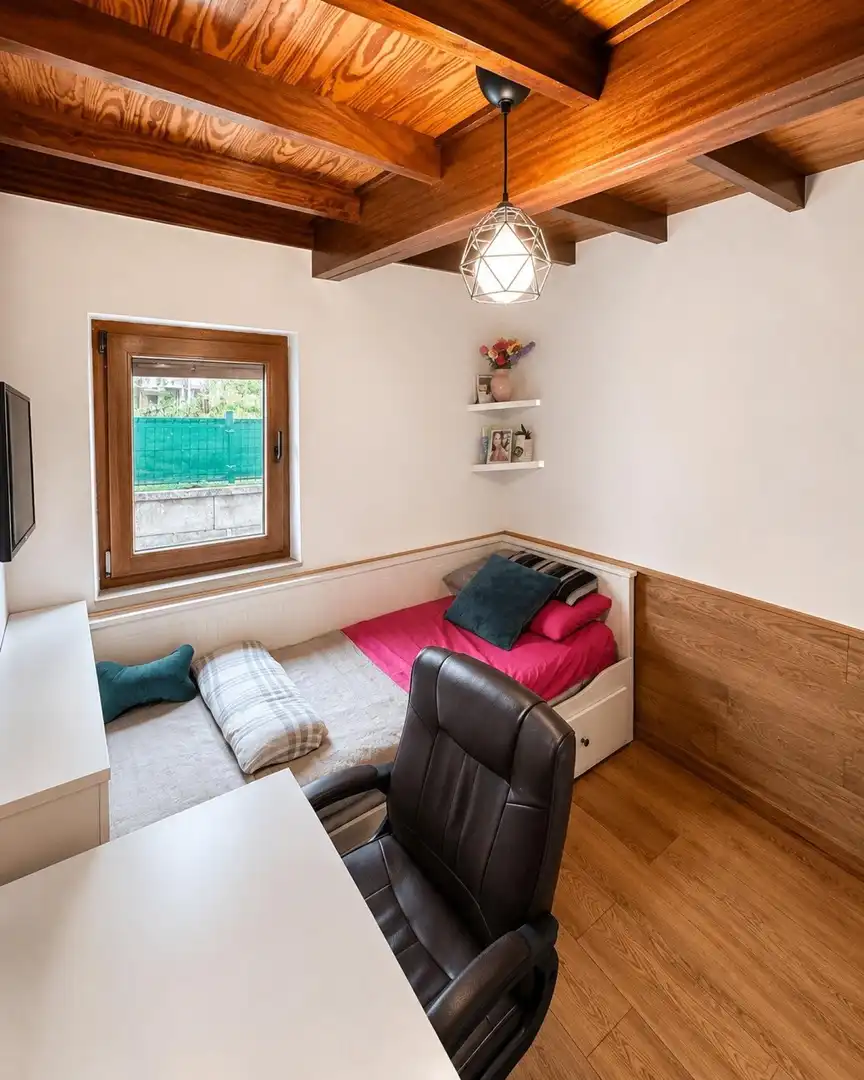 Schlafzimmer von Country house zum Verkauf in Camargo mit Klimaanlage, Heizung und Terrasse