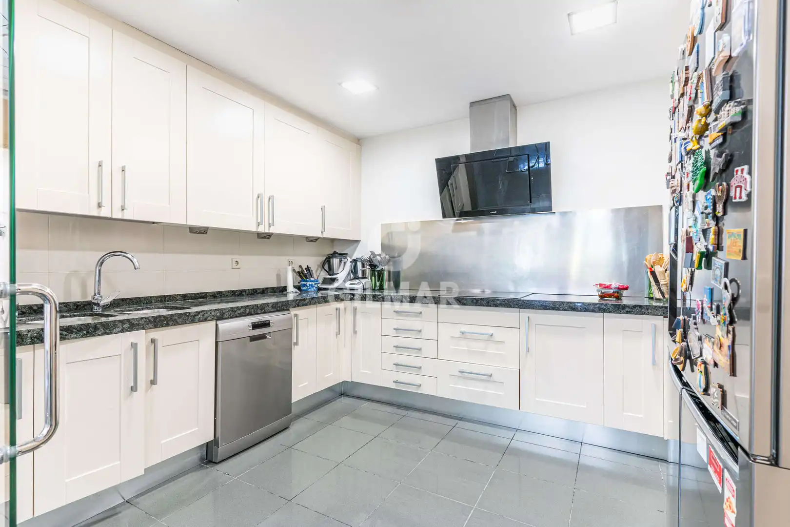 Kitchen of Detached homes for sale in Madrid  with Heating, Private garden and Swimming Pool