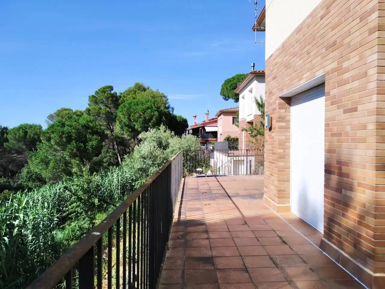 Vista exterior de Casa o chalet en venta en Blanes con Jardín privado, Terraza y Piscina