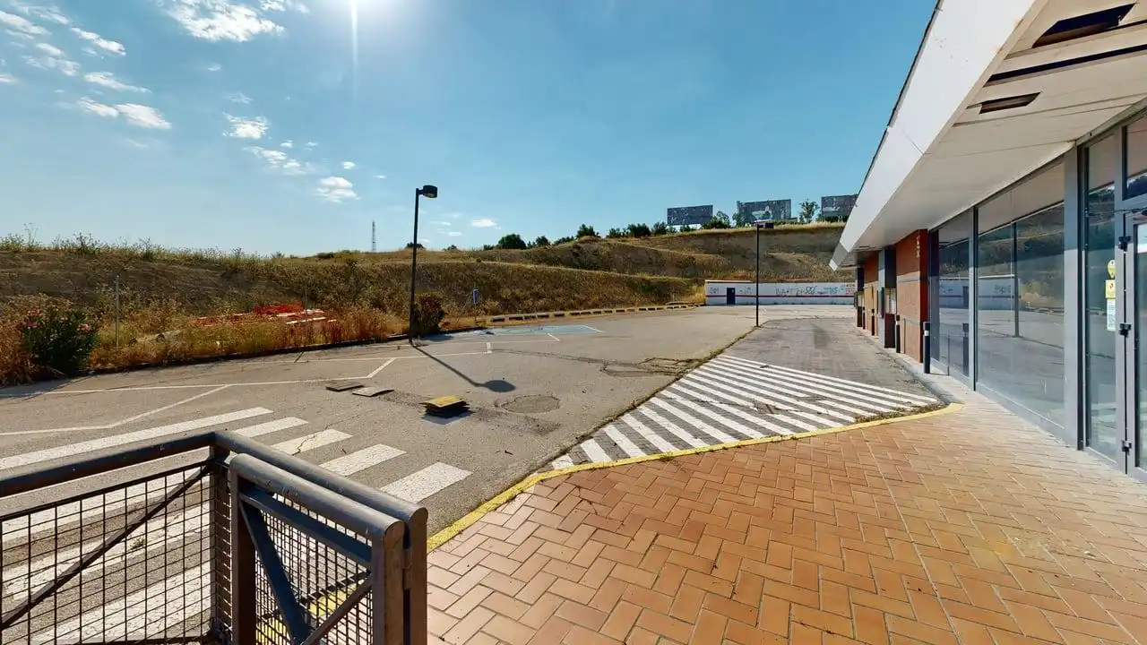 Parking of Land for sale in Jaén