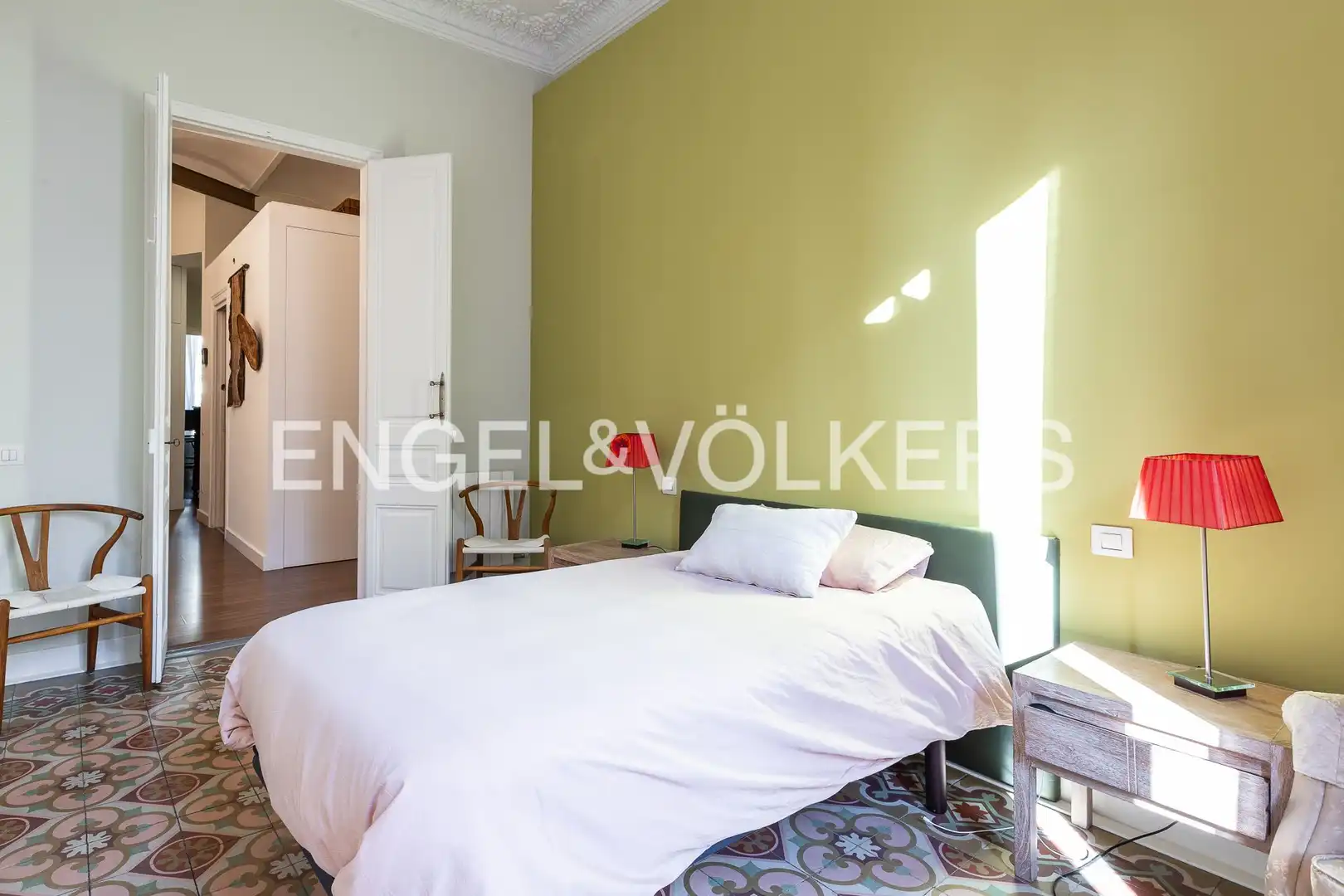 Bedroom of Flat for sale in Barcelona  with Air Conditioner, Heating and Balcony