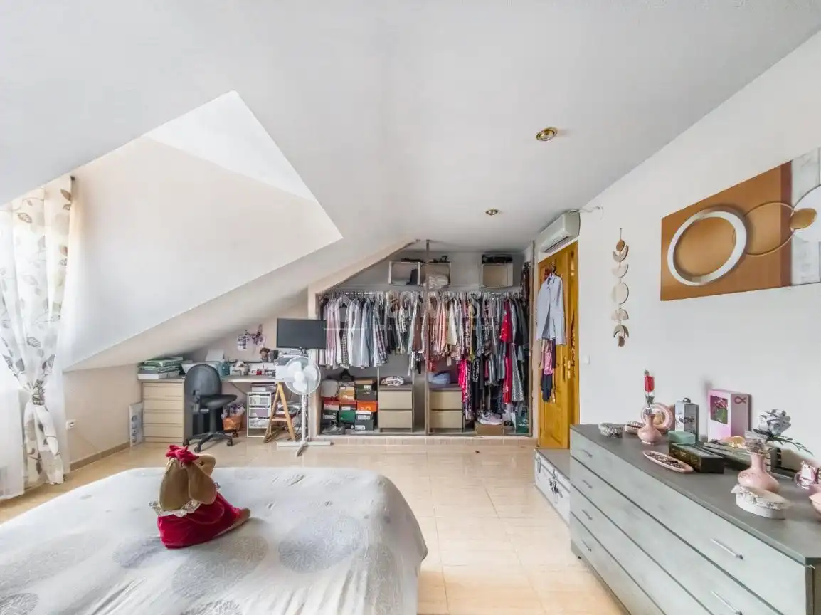 Habitación de Casa o chalet en venta en Nuevo Baztán con Aire acondicionado