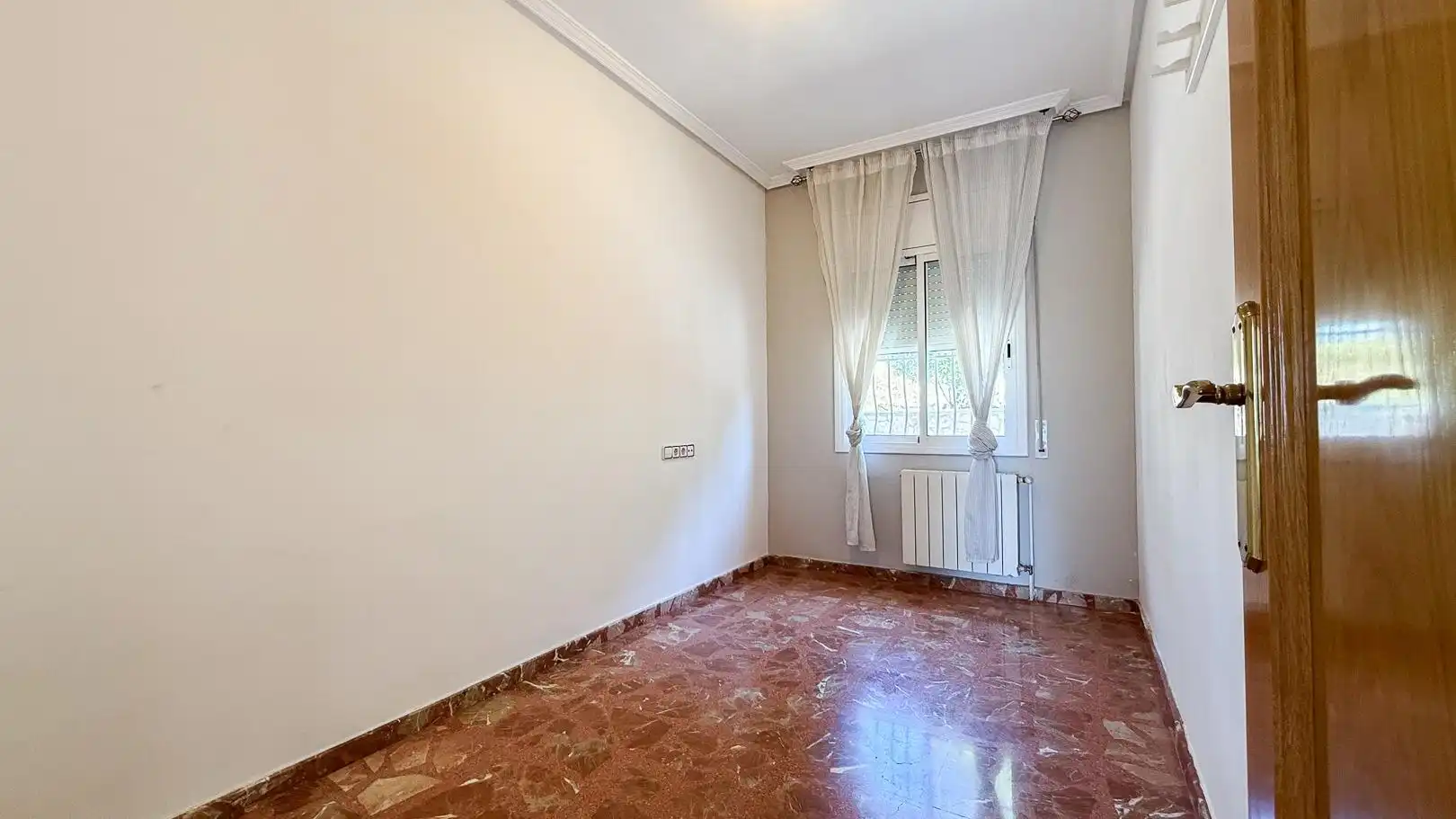 Habitación de Casa o chalet en venta en Vallirana con Calefacción, Jardín privado y Terraza