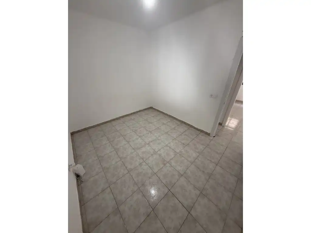 Dormitori de Apartament en venda en L'Hospitalet de Llobregat