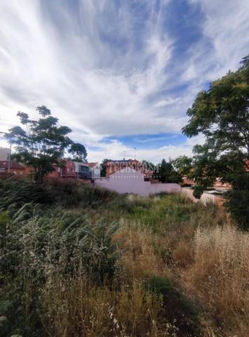 Terreno residencial en Venta en Estación - Psiquiátrico San José