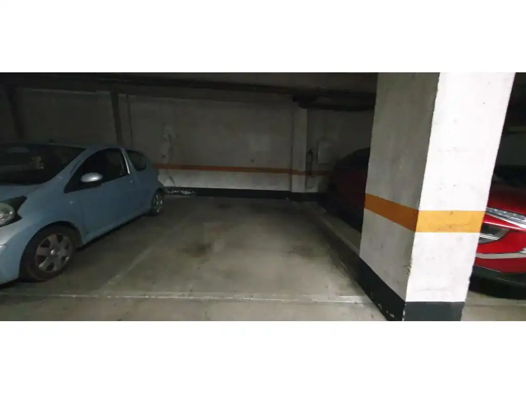 Garatge en venda a Calle Clavellinas Las, Ciudad Jardín