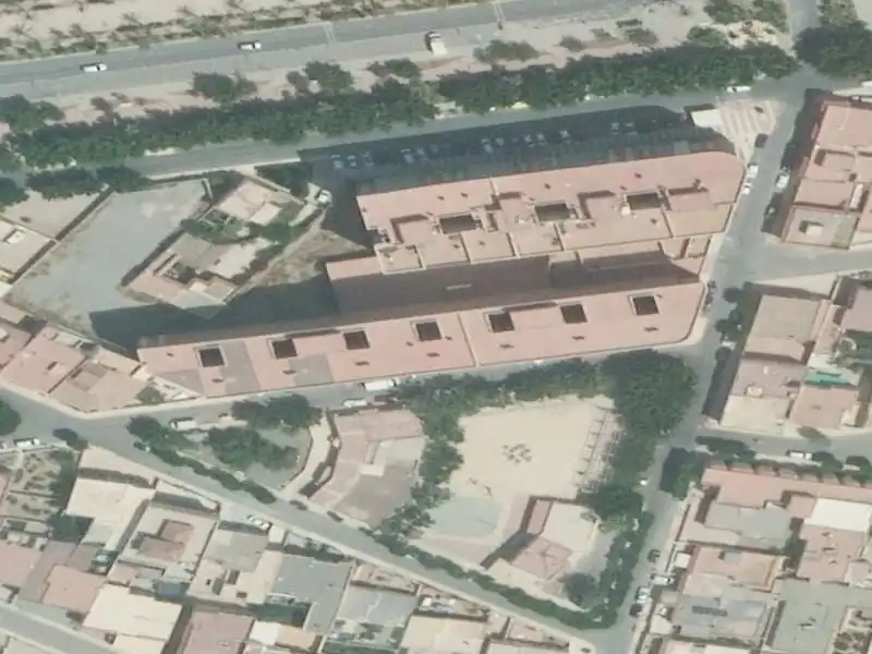 Piso en venta en Calle Adelfas