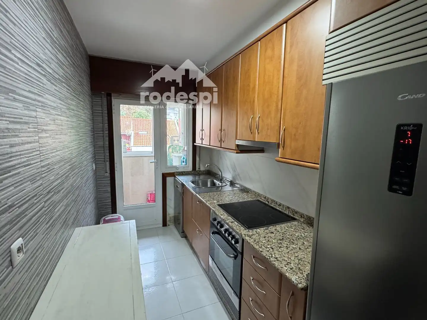 Kitchen of Flat for rent in Lavadores