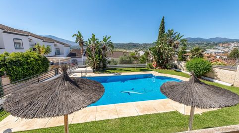 Foto 3 de Casa adosada en venta en Coín, Málaga