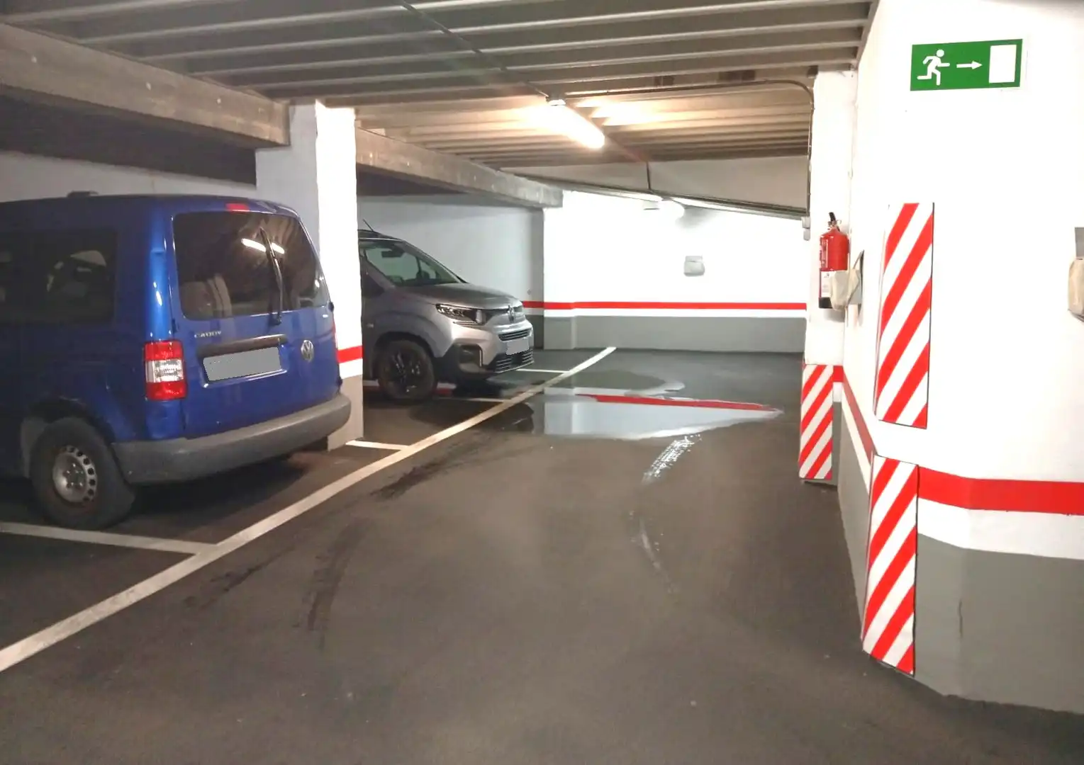 Parkplatz von Garage zum Verkauf in Oviedo 