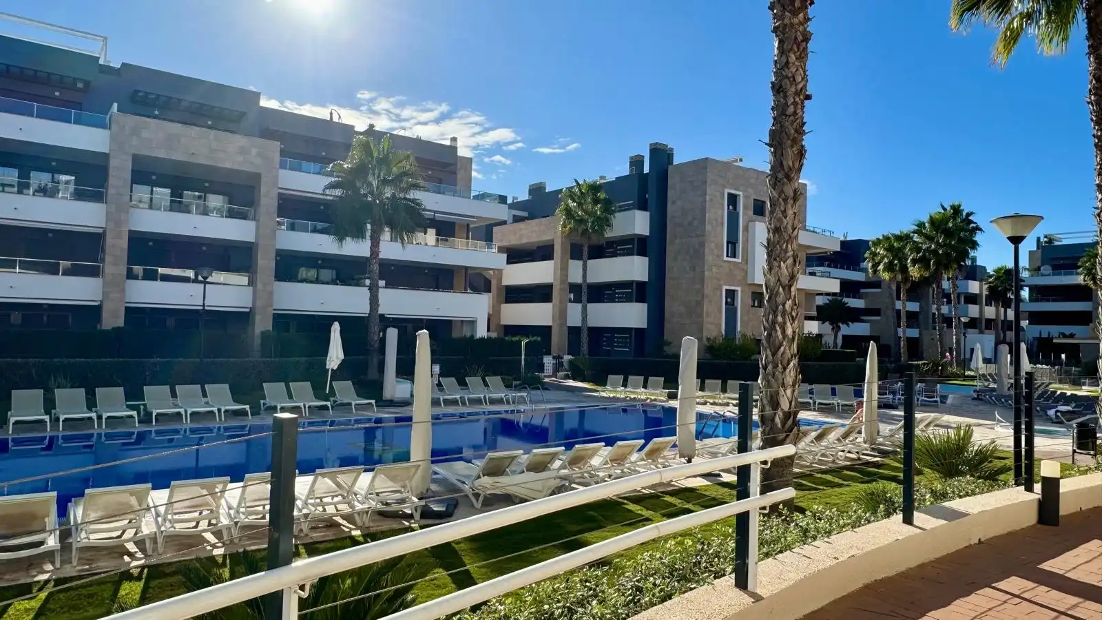 Piscina de Àtic de lloguer en Orihuela amb Aire condicionat, Calefacció i Terrassa