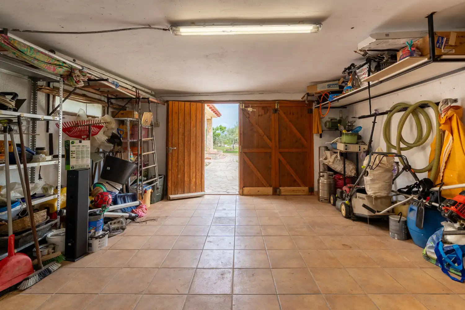 Houses for sale in Aldover  with Air Conditioner, Private garden and Terrace