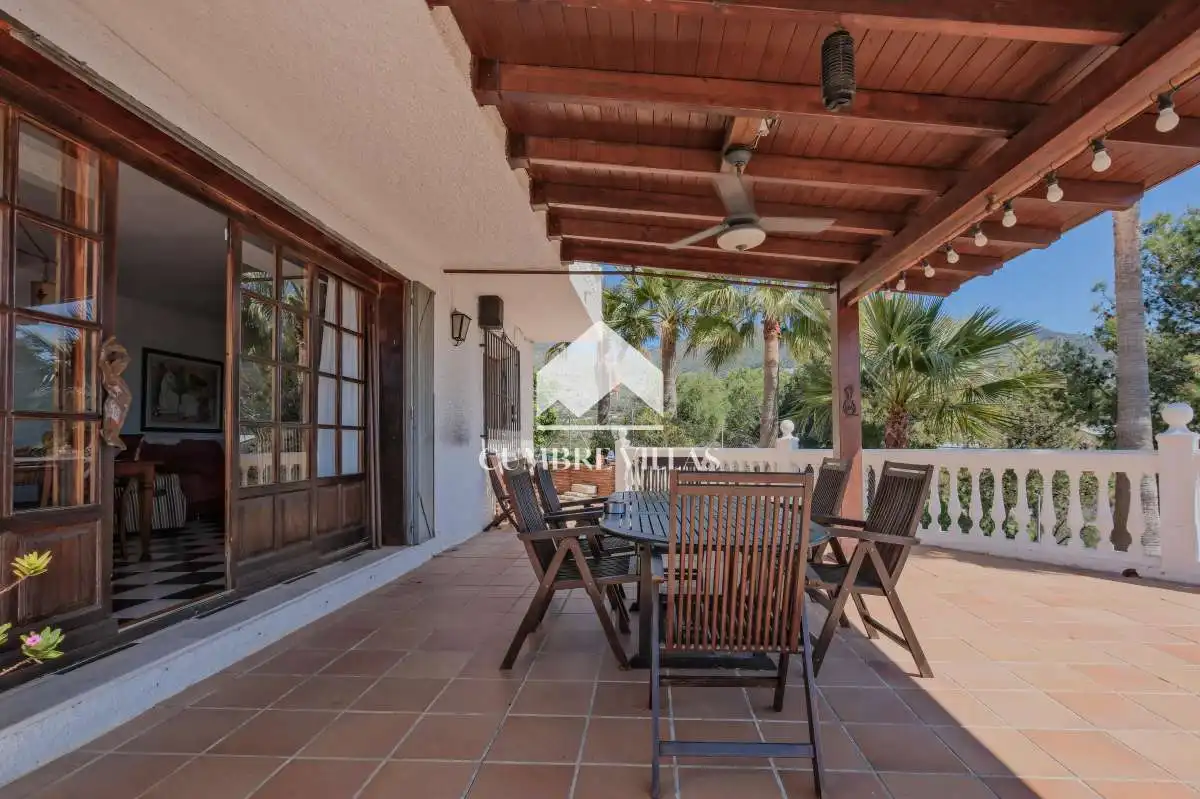 Casa rústica amb jardí en venda a Ítrabo, imagen 5