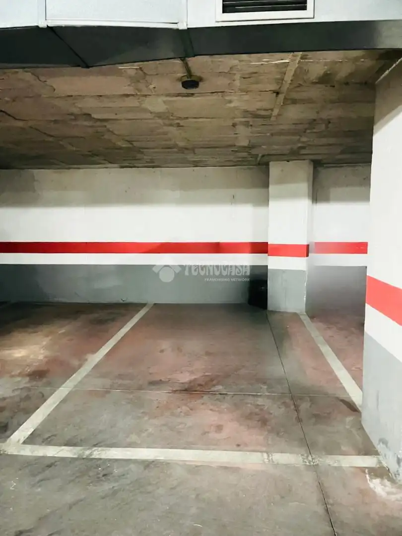 Parking of Flat for sale in Fuengirola  with Balcony