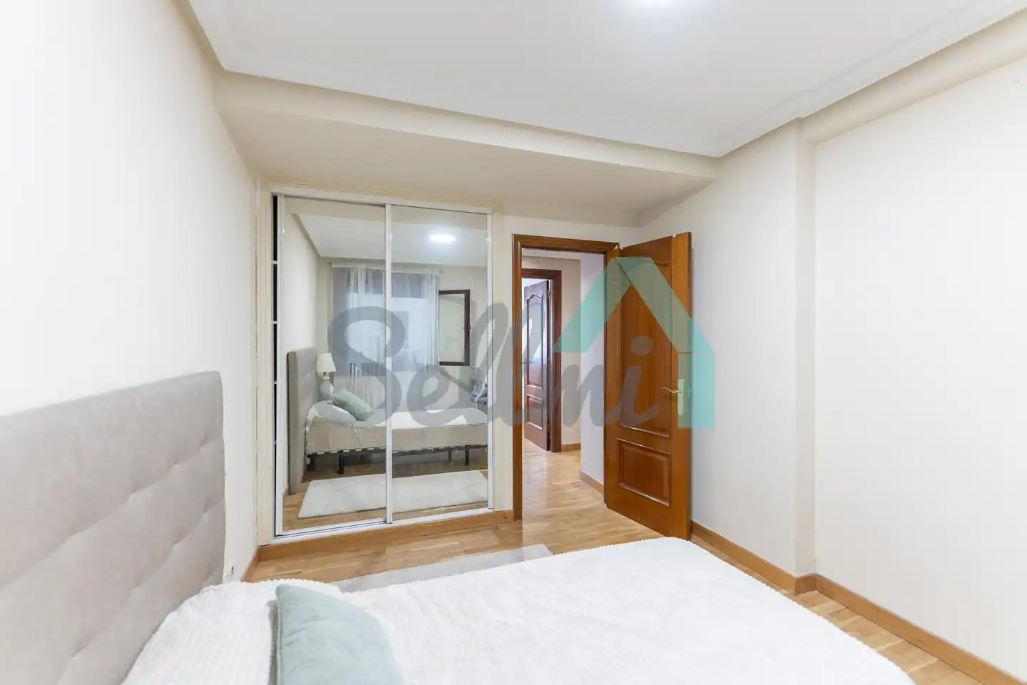 Flat for rent in Calle Luis Braille, Milán - Pumarín